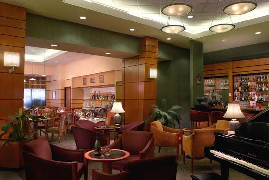 ����� Four Points by Sheraton Vancouver Airport, ����