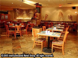 ����� Holiday Inn On King, ����