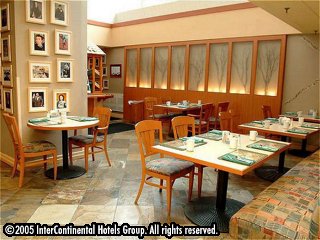 ����� Holiday Inn On King, ����