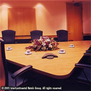 ����� Holiday Inn On King, ����