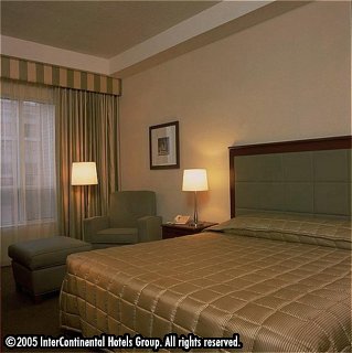 ����� Holiday Inn Toronto Midtown, ����
