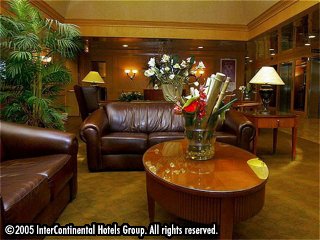 ����� Holiday Inn Toronto Yorkdale, ����