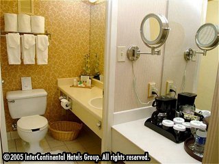 ����� Holiday Inn Toronto Yorkdale, ����