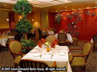 ����� Holiday Inn Toronto Yorkdale, ����