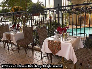 ����� Holiday Inn Toronto Yorkdale, ����