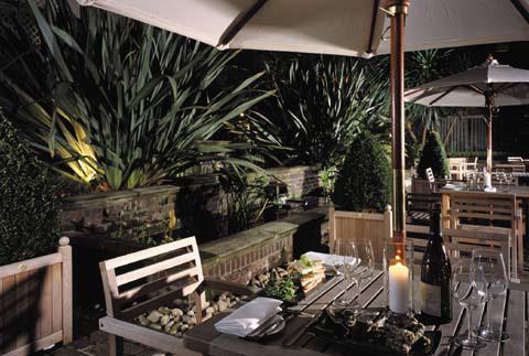 ����� Swissotel The Howard, ����