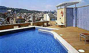 ����� Barcelona Universal, ����