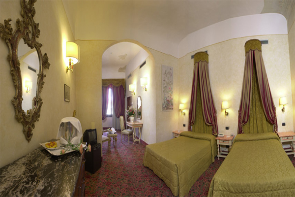 ����� Paris Hotel Florence, ����