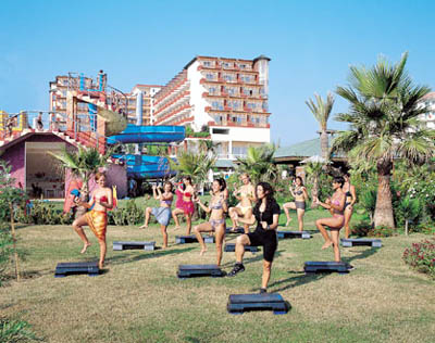 ����� Holiday Park Resort, ����