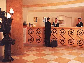 ����� Bella Riva Suite Hotel, ����