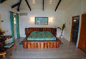 ����� Lazare Picault APT, ����