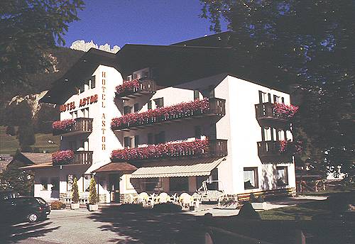 ����� Sas Morin hotel Pozza di Fassa, ����