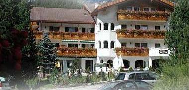 ����� Dorfer hotel Selva Gardena, ����