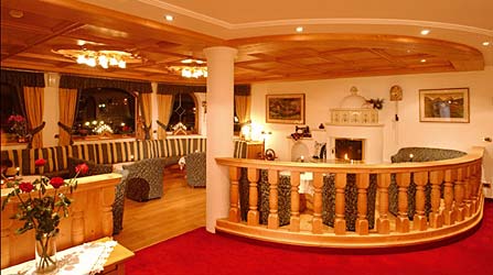 ����� Dorfer hotel Selva Gardena, ����