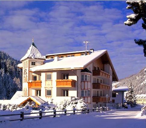 ����� Linder hotel Selva Gardena, ����