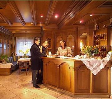 ����� Linder hotel Selva Gardena, ����