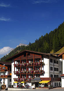 ����� Ingram hotel Selva Gardena, ����