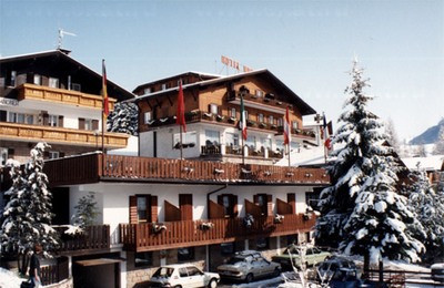 ����� Monza Hotel Moena, ����