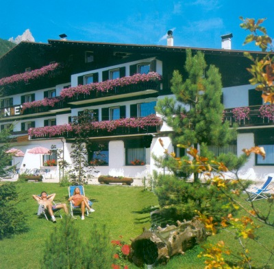 ����� Rene hotel Pozza di Fassa, ����