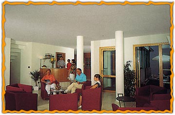 ����� Garni Enrosadira Hotel Vigo di Fassa, ����
