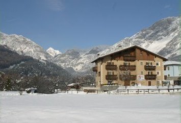 ����� Alpi & Golf Hotel Bormio, ����