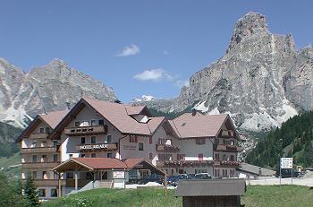 ����� Arlara hotel Alta Badia, ����