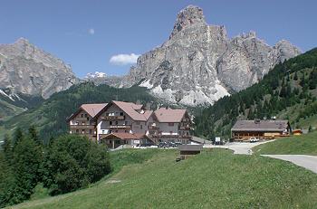 ����� Arlara hotel Alta Badia, ����