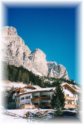 ����� Garni Alpenrose Alta Badia, ����
