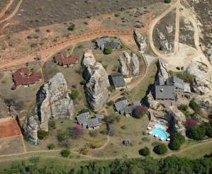 ����� Le Relais de la Reine, ����