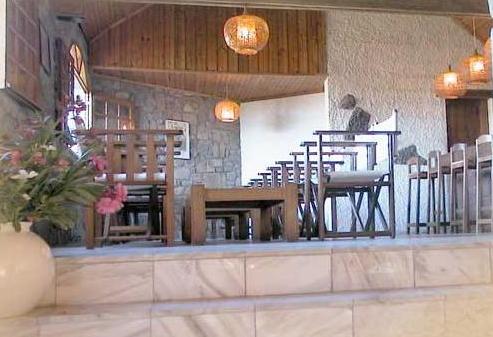 ����� Le Relais de la Reine, ����