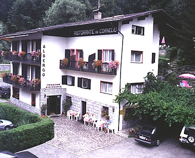 ����� Da Cornelio Hotel Pinzolo, ����
