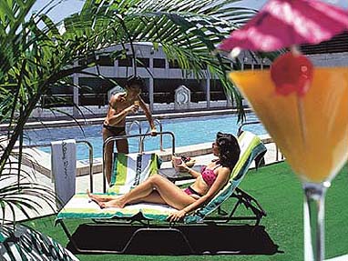 ����� Holiday Inn Golden Mile, ����