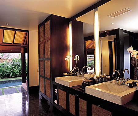 ����� The Club at The Legian, ����