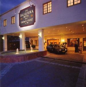 ����� Protea Balalaika & Crown Court, ����