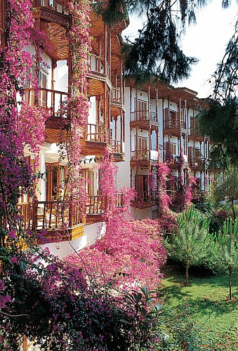 ����� Club Letoonia, ����