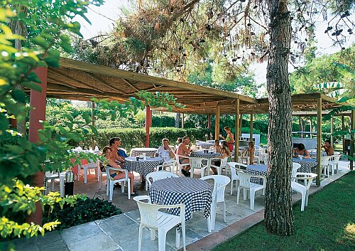 ����� Corinthia Excelsior, ����