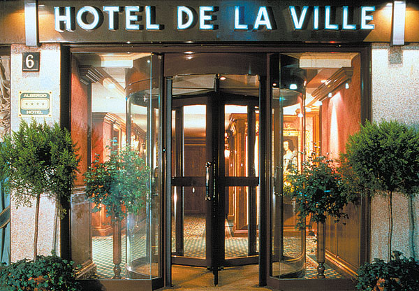 ����� De la Ville, ����