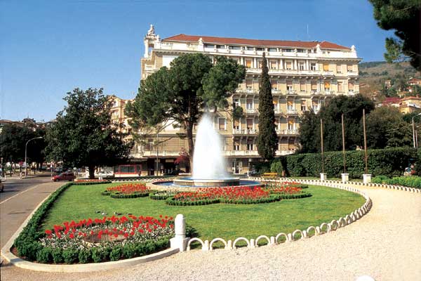 ����� Palace-Bellevue, ����