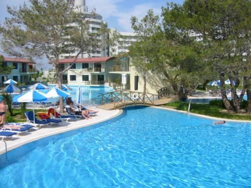 ����� Titanic Beach & Resort, ����