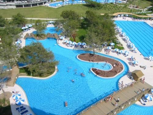 ����� Titanic Beach & Resort, ����
