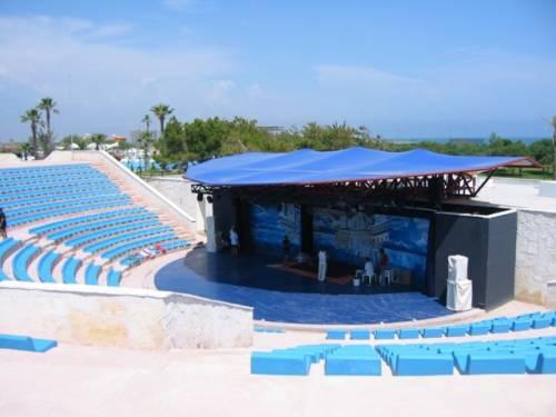 ����� Titanic Beach & Resort, ����