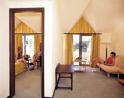 ����� Greenwood Resort, ����