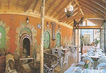 ����� Stone House, ����