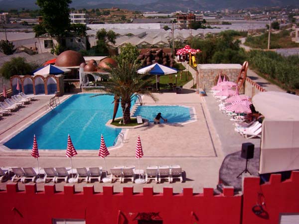 ����� Club Hanedan (Club Seraphan), ����