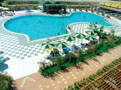 ����� Titan Garden Club, ����