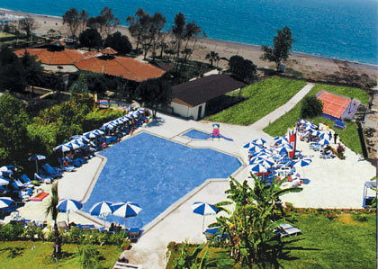 ����� Megaron Beach, ����