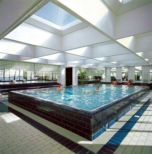 ����� Holiday Inn, ����