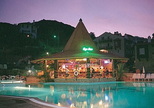 ����� Grand Cettia, ����