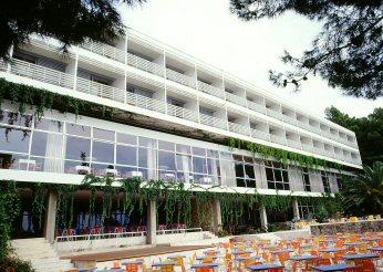 ����� Maestral, ����