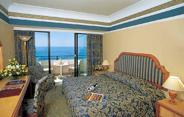 ����� Amathus Beach, ����